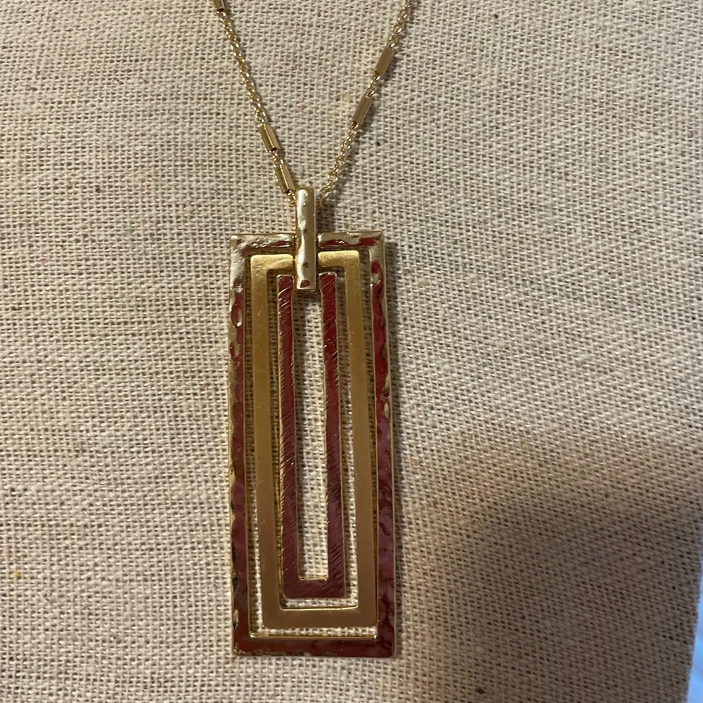 🎉❤️ Madison Gold Bar Long Necklace - Picture 3 of 5